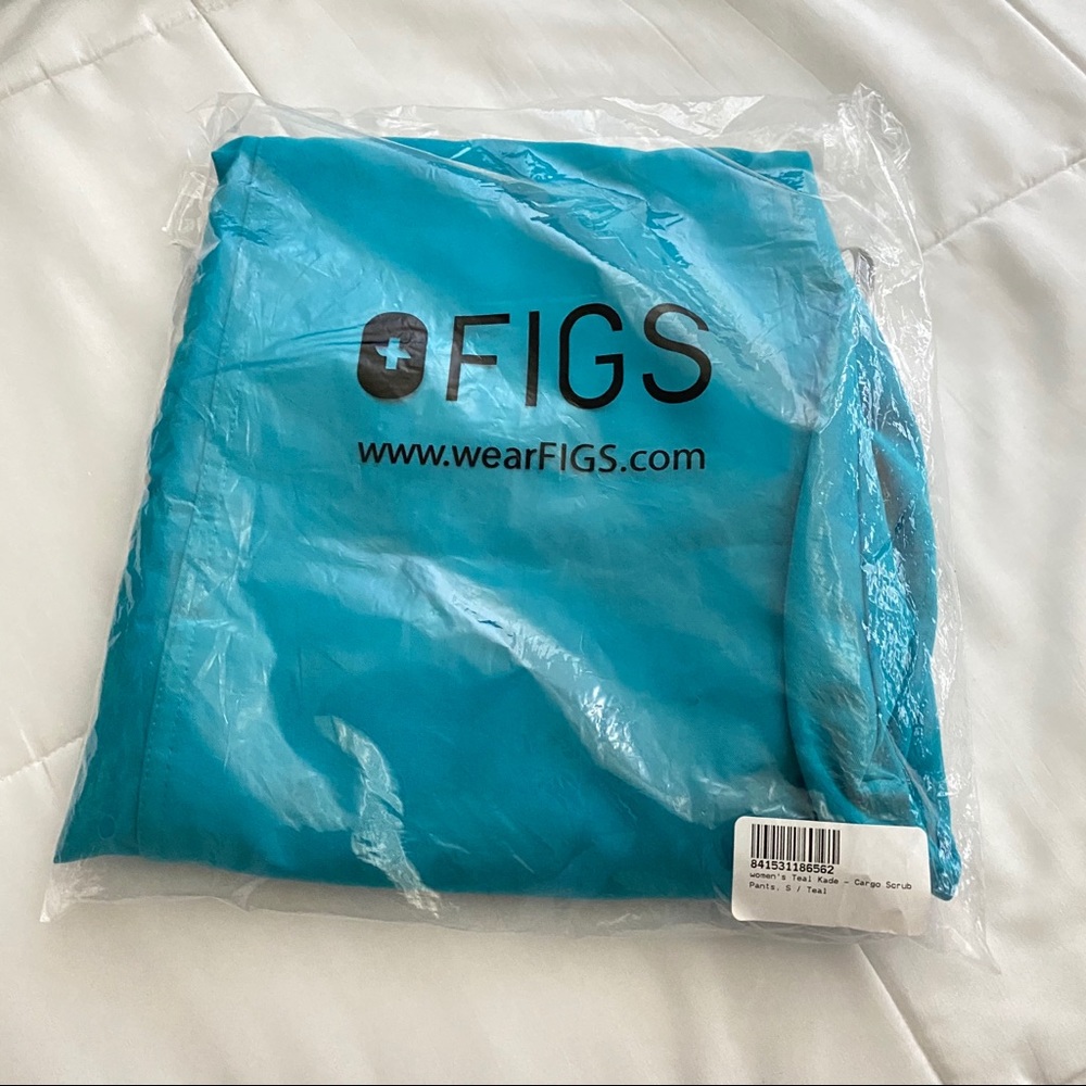 FIGS Cargo Scrub Pants